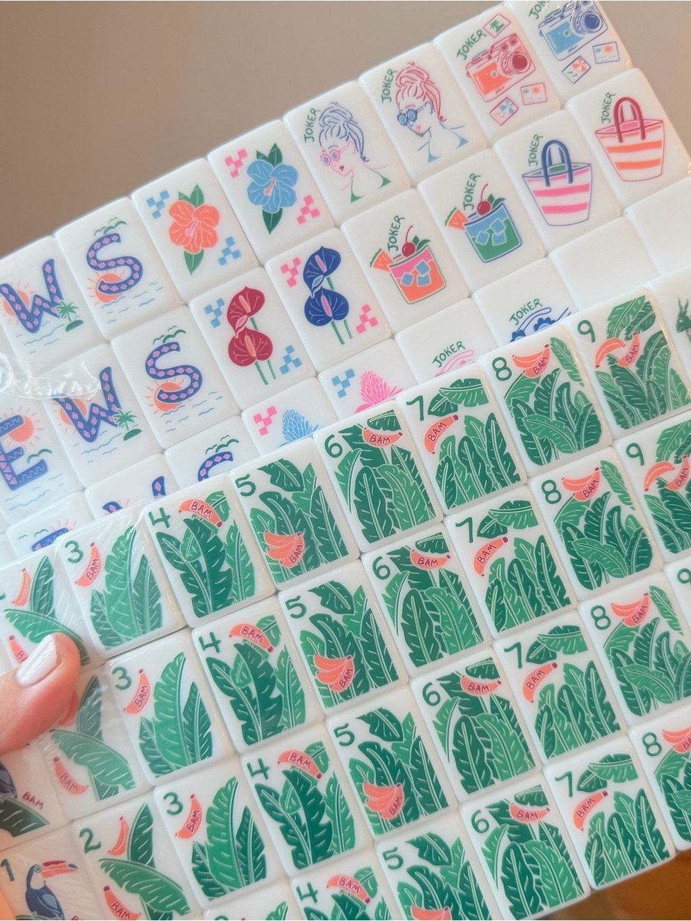 Mahjong tile set - Miss Out of Office - DUPES - Picture 13 of 16